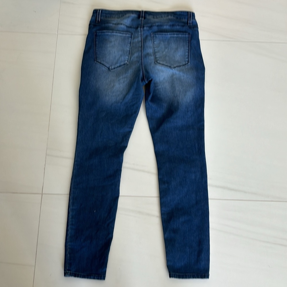 Design Lab Jeans - Picture 2 of 3